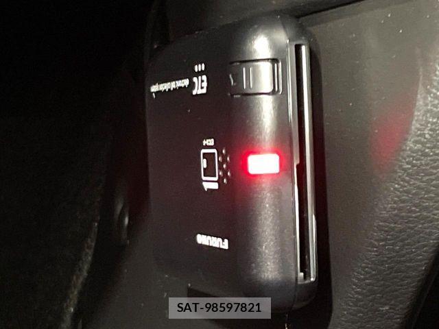 Suzuki X BEE 2020-03 7252921-5
