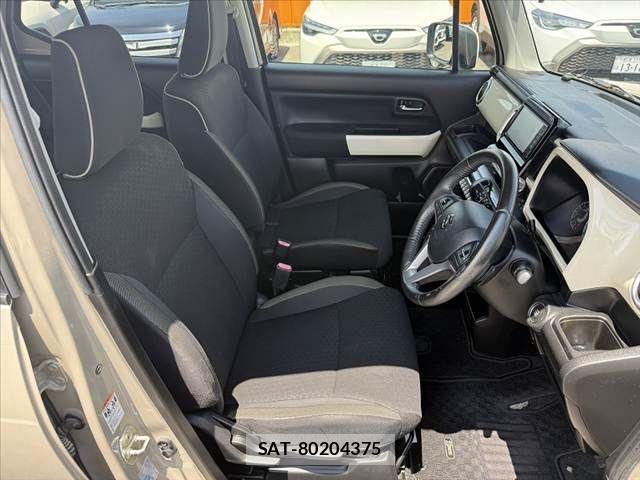 Suzuki X BEE 2018-06 7331403-15