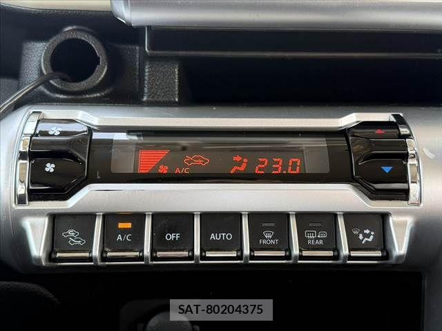 Suzuki X BEE 2018-06 7331403-26