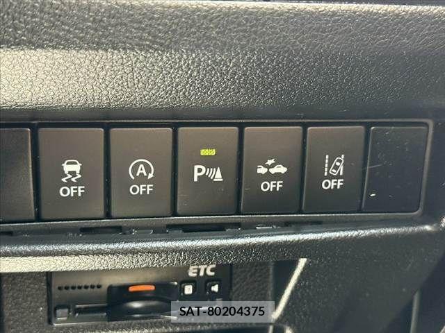 Suzuki X BEE 2018-06 7331403-28