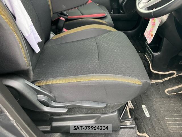 Suzuki X BEE 2017-12 7331405-14