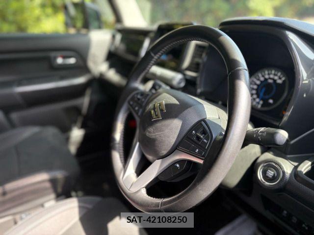 Suzuki X BEE 2021-06 7360587-12