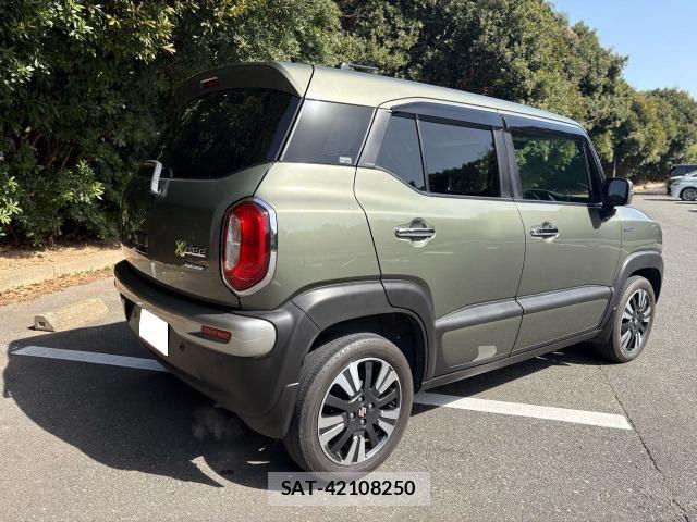 Suzuki X BEE 2021-06 7360587-2