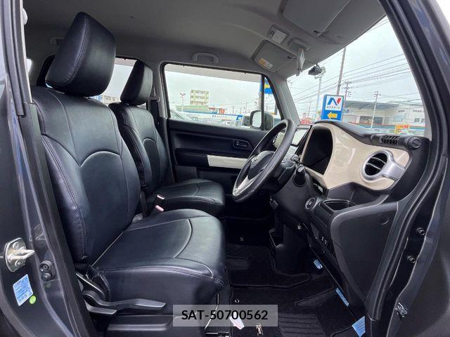 Suzuki X BEE 2019-06 7360590-8