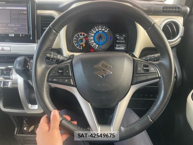 Suzuki X BEE 2018-03 7360594-17