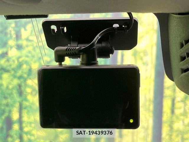 Suzuki X BEE 2018-09 7394980-5