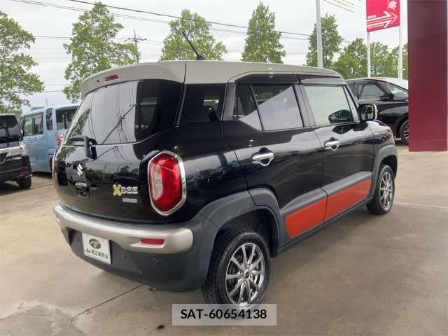 Suzuki X BEE 2018-10 7394982-8