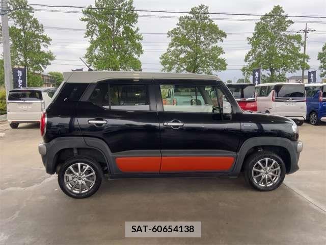 Suzuki X BEE 2018-10 7394982-9