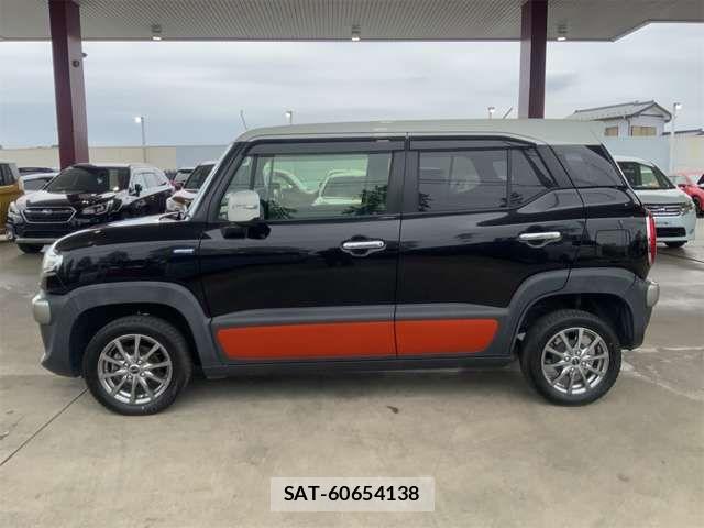 Suzuki X BEE 2018-10 7394982-5