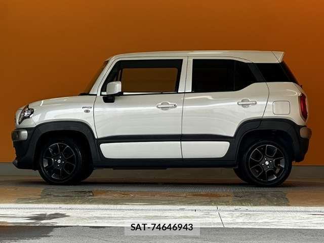 Suzuki X BEE 2018-10 7459007-5