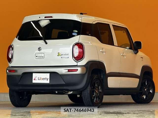 Suzuki X BEE 2018-10 7459007-8