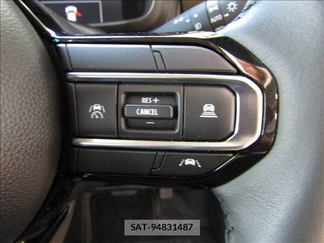 Suzuki X BEE 2025-11 7459002-11