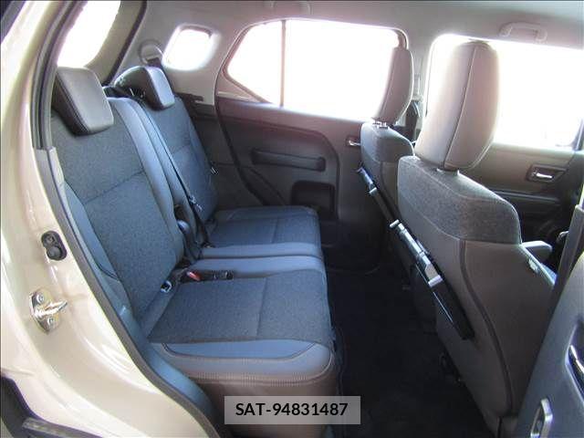 Suzuki X BEE 2025-11 7459002-16