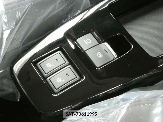 Suzuki X BEE 2026-05 7503969-5