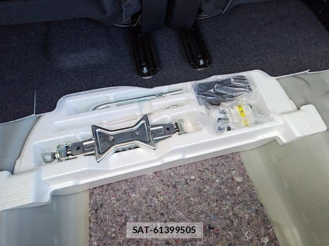 Suzuki X BEE 2020-10 7503980-29