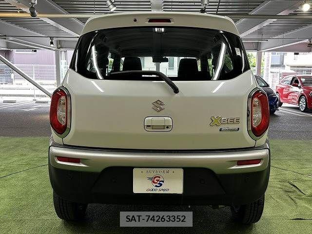 Suzuki X BEE 2020-04 7503978-18