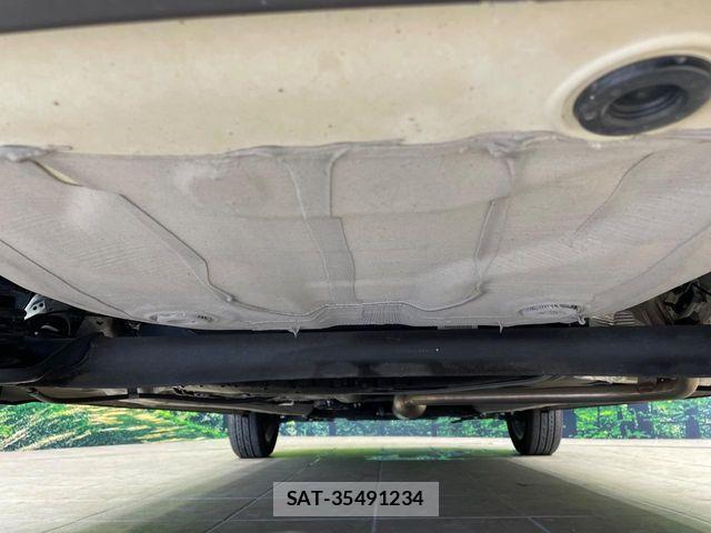Suzuki X BEE 2020-11 7621518-18