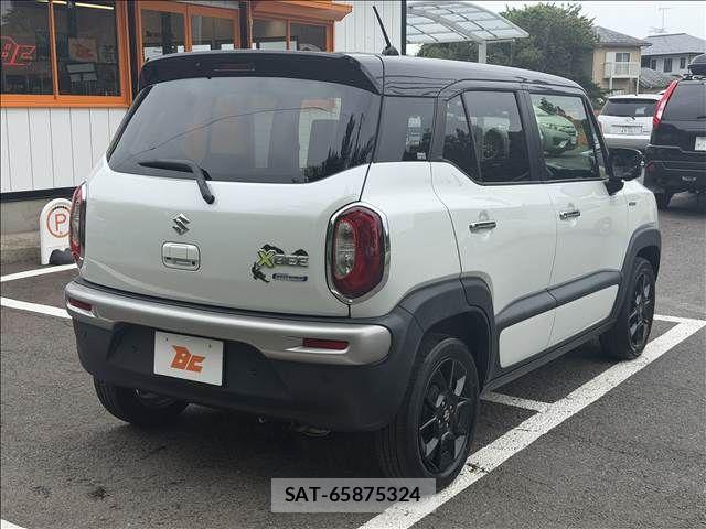 Suzuki X BEE 2021-06 7621521-23