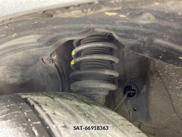 Suzuki X BEE 2021-02 7621520-19