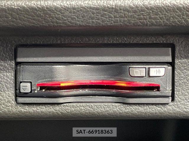 Suzuki X BEE 2021-02 7621520-5