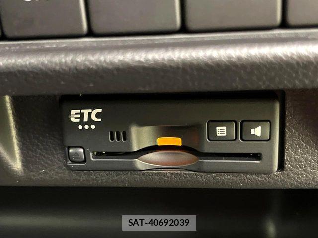 Suzuki X BEE 2021-07 7621519-5