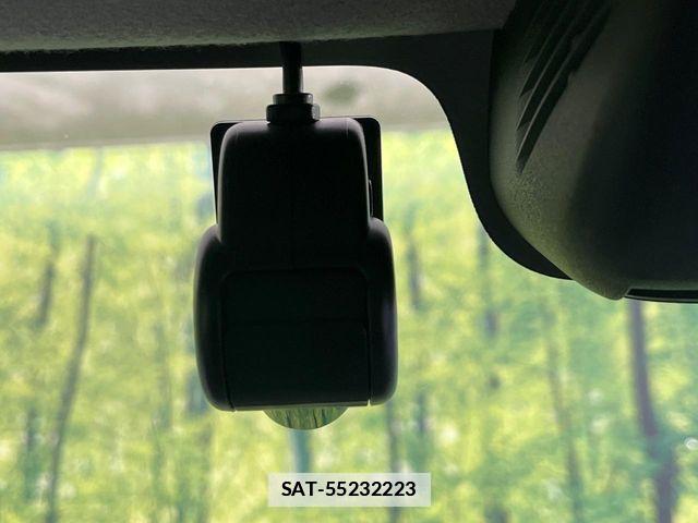 Suzuki X BEE 2021-02 7730984-5