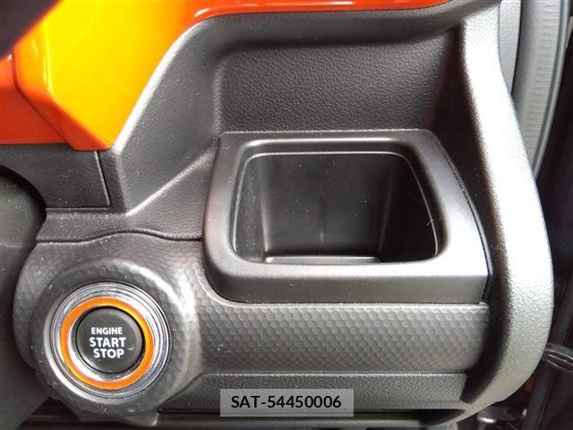 Suzuki X BEE 2018-03 7730986-21