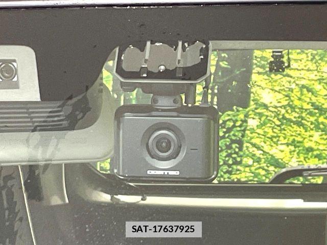 Suzuki X BEE 2022-11 7790698-6