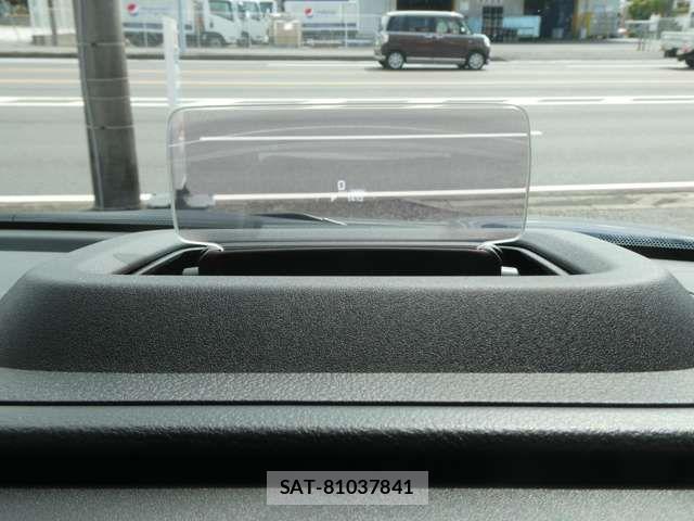 Suzuki X BEE 2026-06 7880669-7