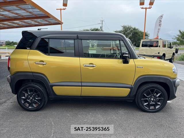 Suzuki X BEE 2018-05 7880679-11