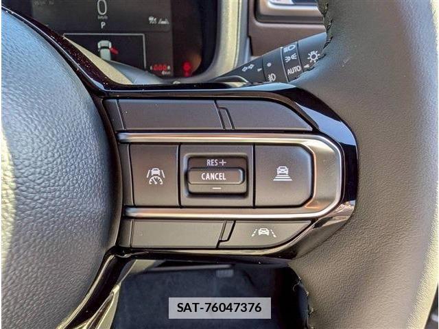 Suzuki X BEE 2026-05 7880671-19