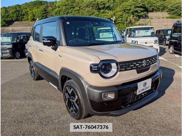 Suzuki X BEE 2026-05 7880671-4
