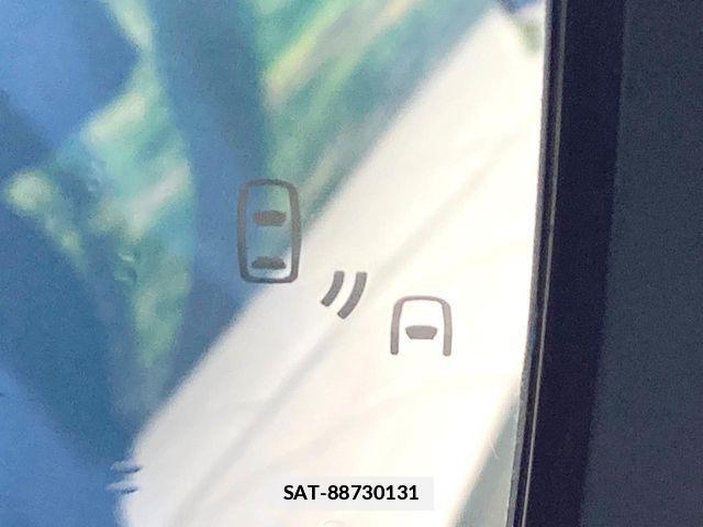 Suzuki X BEE 2025-11 7880673-5