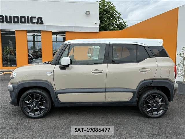 Suzuki X BEE 2021-08 7880677-10