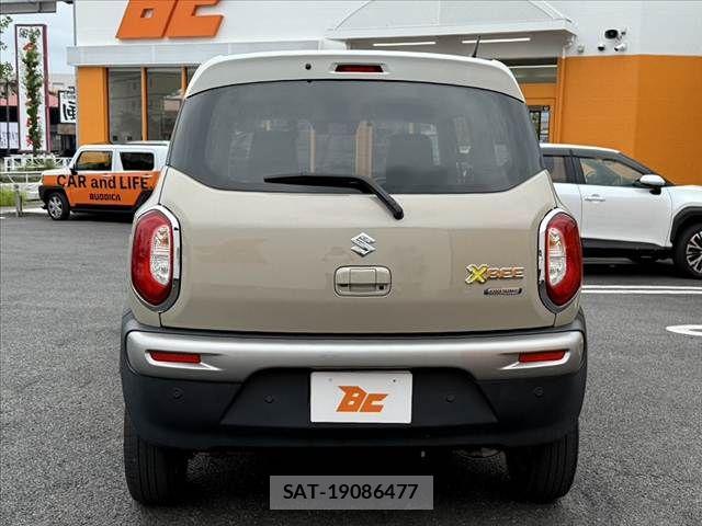 Suzuki X BEE 2021-08 7880677-13