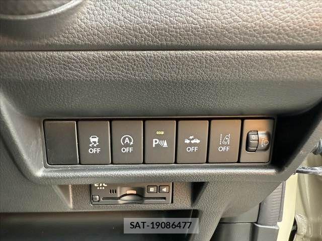 Suzuki X BEE 2021-08 7880677-21