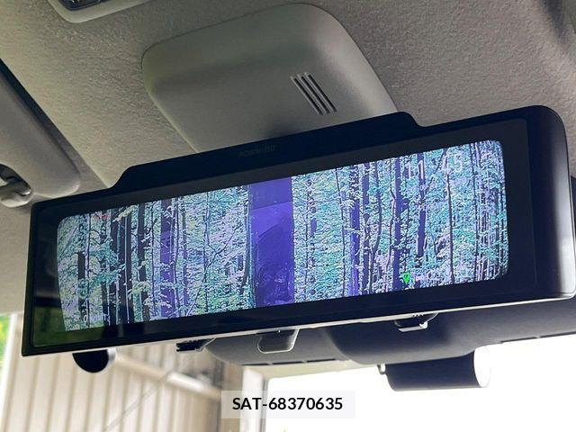 Suzuki X BEE 2023-03 7964492-5