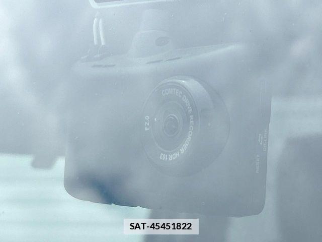 Suzuki X BEE 2021-06 7981644-11