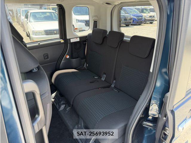 Suzuki X BEE 2018-04 7981643-18