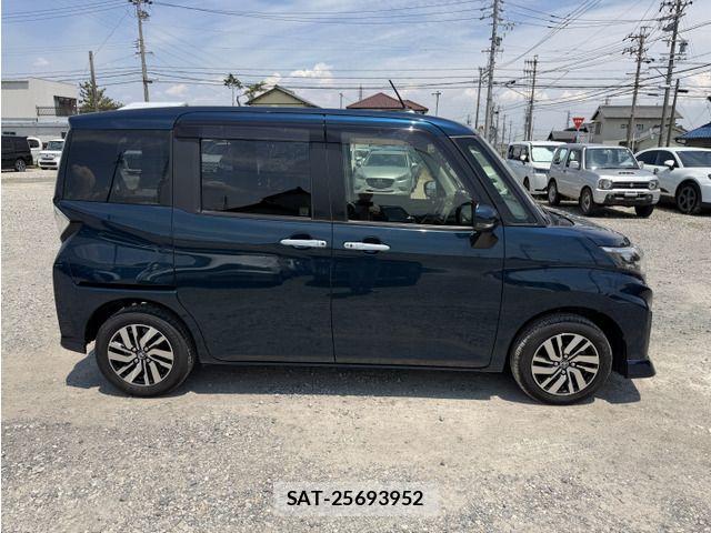 Suzuki X BEE 2018-04 7981643-7