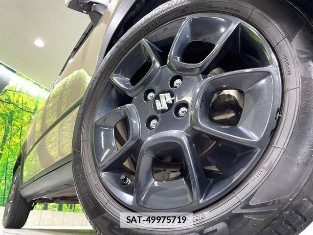 Suzuki X BEE 2018-04 7981647-12