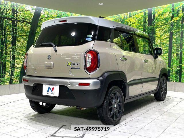 Suzuki X BEE 2018-04 7981647-16