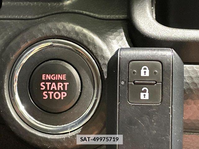 Suzuki X BEE 2018-04 7981647-5
