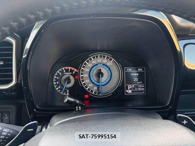 Suzuki X BEE 2018-04 8039356-26