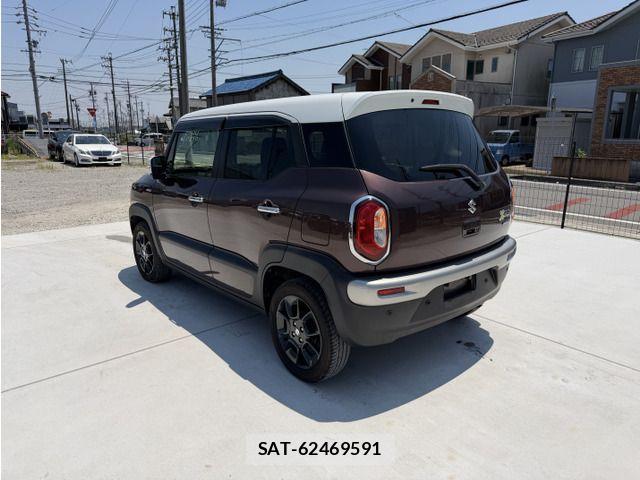 Suzuki X BEE 2018-01 8076238-11