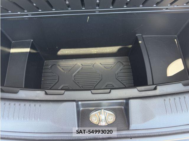 Suzuki X BEE 2019-03 8076236-15