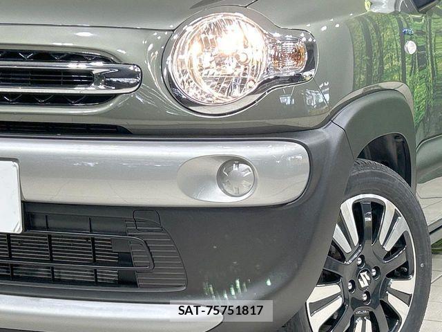 Suzuki X BEE 2022-09 8076232-11