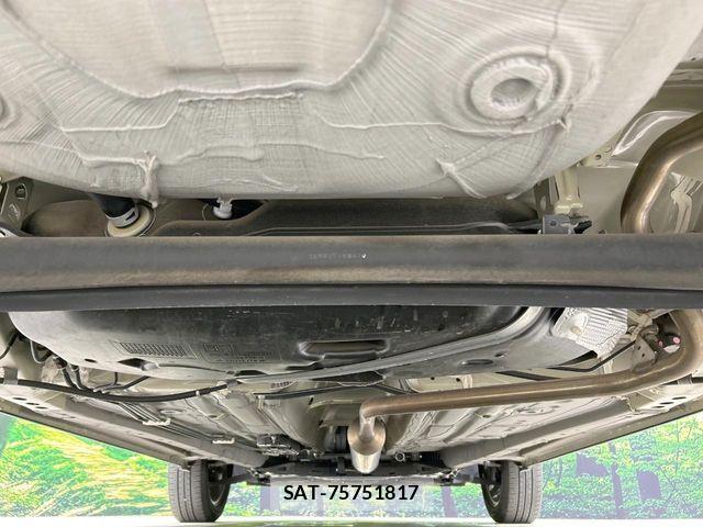 Suzuki X BEE 2022-09 8076232-18
