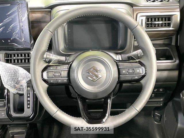 Suzuki X BEE 2025-10 8076231-10