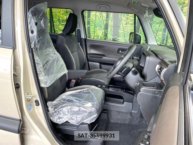 Suzuki X BEE 2025-10 8076231-7
